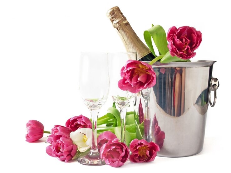 Prosecchini: A Fruity, Floral Sparkling Wine